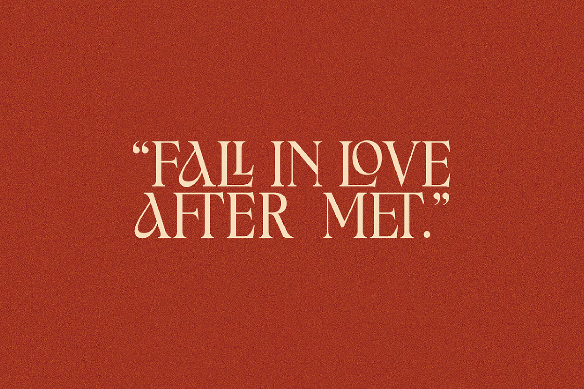 Dorothy Anwoorth - Elegant Serif, a Serif Font by Pinakiaa Studios (Photo 5 of 9)