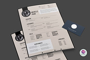 Modern, elegant CV template, a Resume Template by Chic templates (Thumbnail 2 of 3)