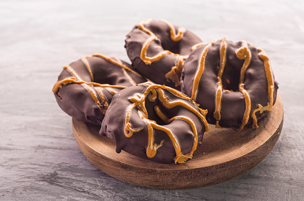 donuts healthy of Sweet potato and Peanut butter, a Background Photo by DalaiFood