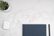 Minimalist Bundle, a Background Photo by GetMockups (Thumbnail 9 of 11)