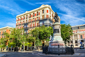 Statue of Maria Cristina near the Museo del Prado - Madrid, an Architecture Photo by Leonid Andronov