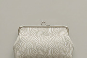 Satin Kiss Lock Purse Mockup PSD, a Household Mockup by 1001 mockups (Thumbnail 6 of 10)