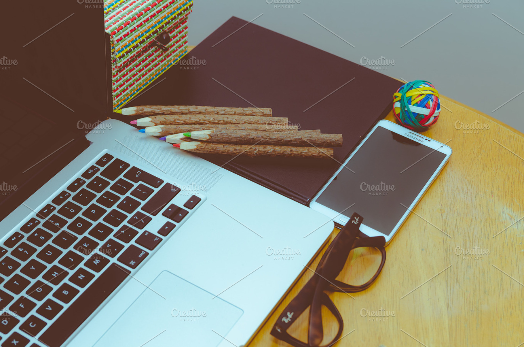 Clean and modern workstation, a Technology Photo by Flenjoore