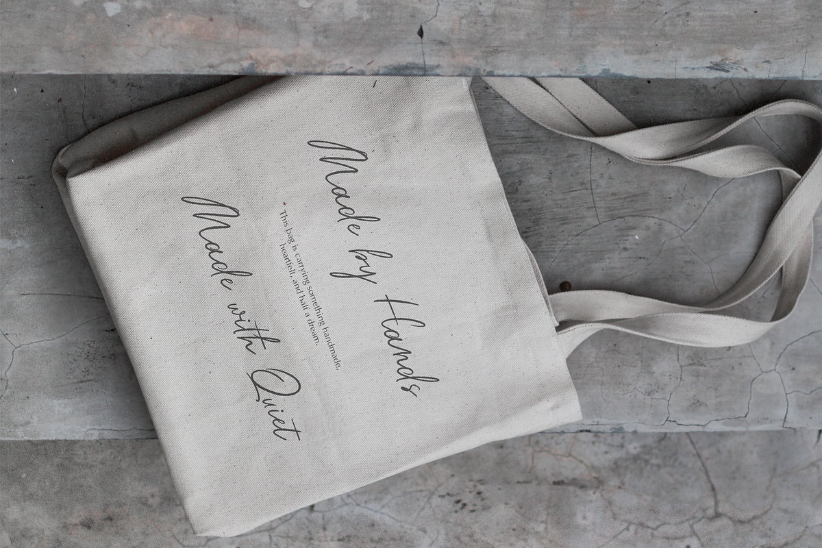 Sekar Wangi Casual Handwritten Font, a Font by gracetype_studio (Photo 8 of 12)