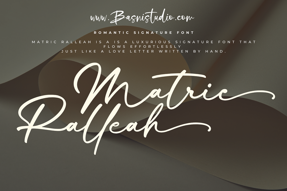 Matric Ralleah Signature Font, a Handwritten Font by Basnistudio (Photo 1 of 11)