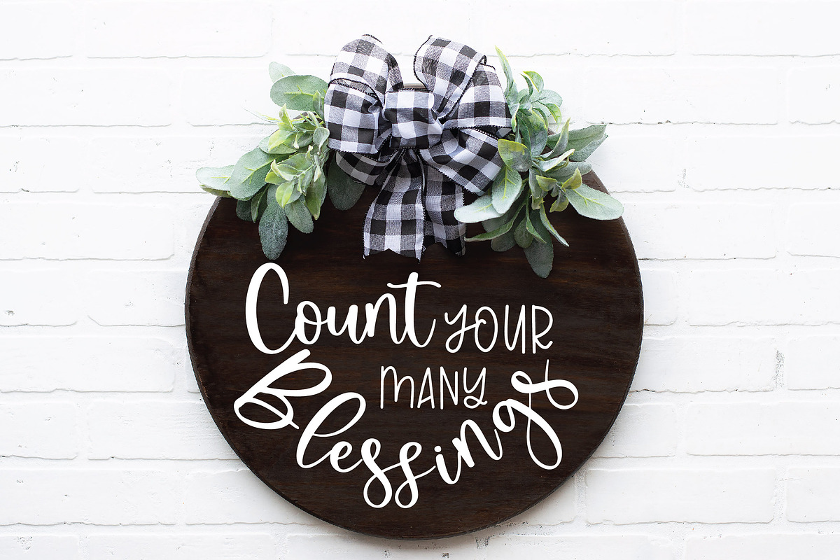Round Sign Bundle - Round SVG Files, an Illustration by OldMarket Designs (Photo 5 of 11)