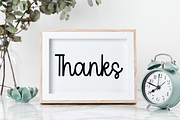 Little Woman, a Handwritten Font by InermediaSTUDIO (Thumbnail 7 of 8)