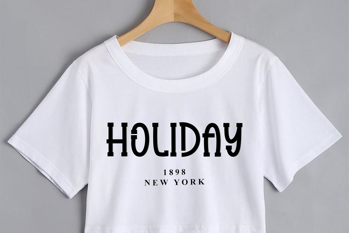 Nothing Holiday, a Script Font by InermediaSTUDIO (Photo 3 of 8)