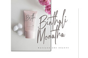 Brithalia Brush Signature Font, a Script Font by Bayuktx (Thumbnail 4 of 10)