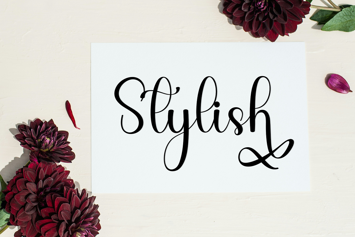 Santa, a Handwritten Font by FreshTypeINK (Photo 5 of 8)