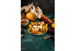 Traditional Thanksgiving day dinner, a Food & Drink Photo by Yulia Furman