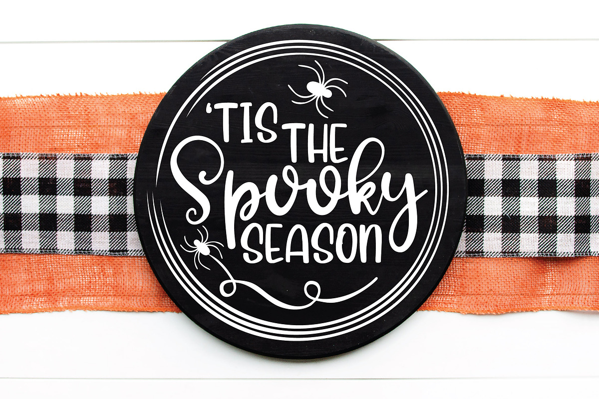 Halloween Door Signs SVG Bundle, an Illustration by OldMarket Designs (Photo 7 of 10)