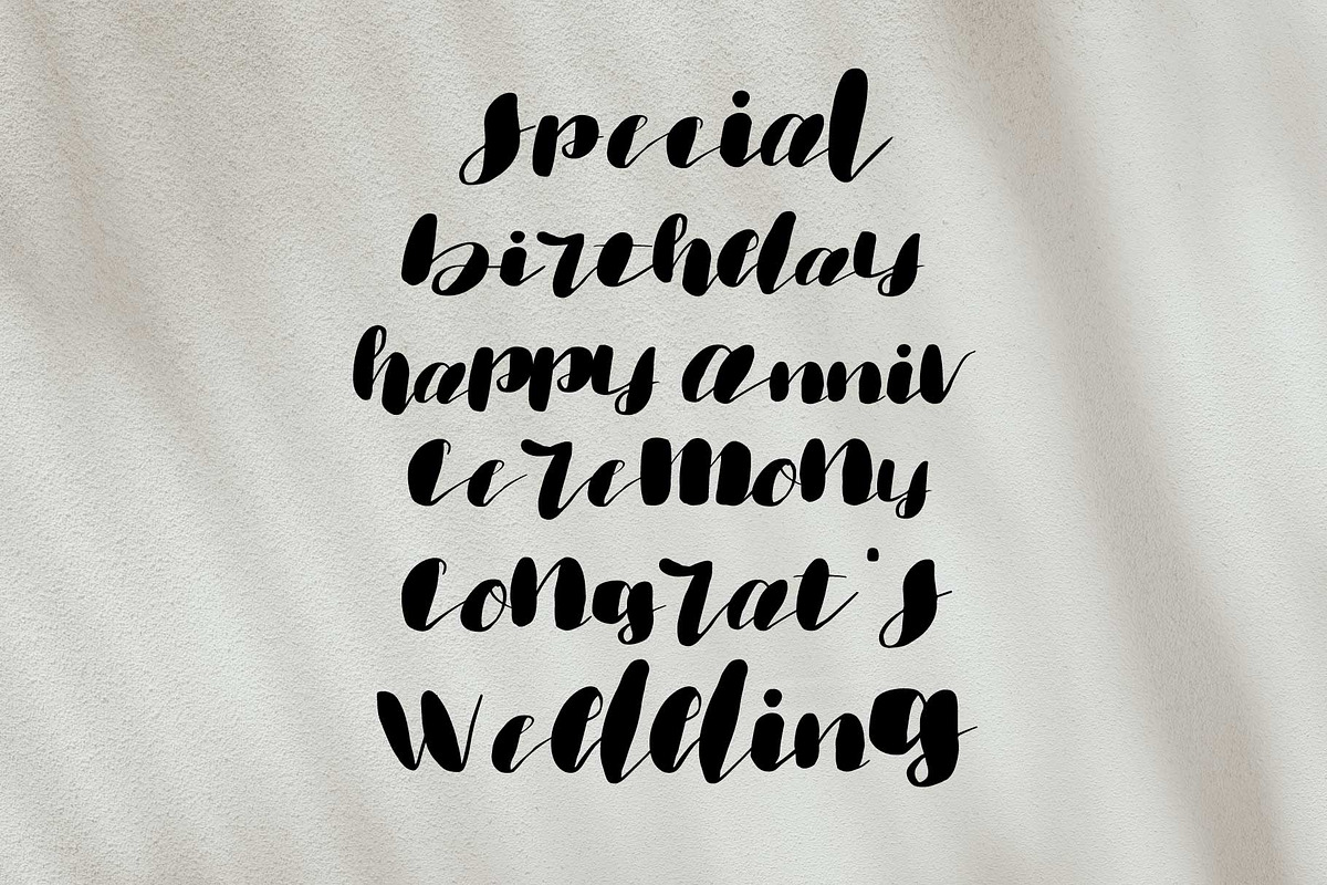 emisha font preview 2