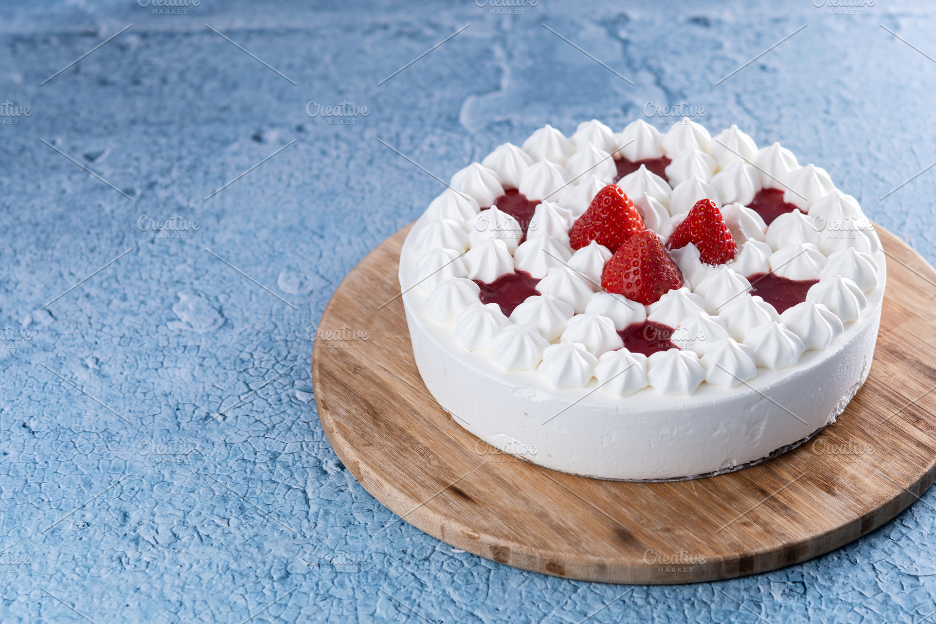 Fresh strawberry cake, a Food & Drink Photo by etorres69