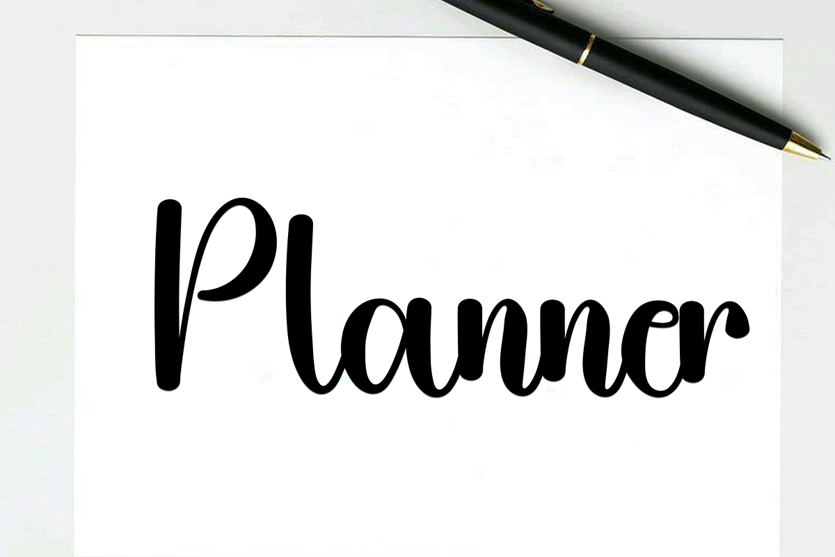 Graphic, a Handwritten Font by FreshTypeINK (Photo 3 of 8)