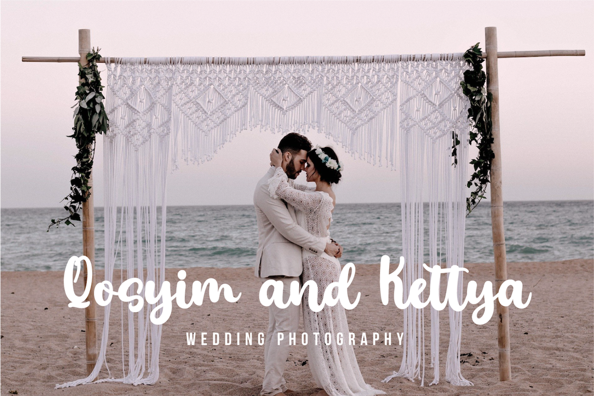 Antique, a Script Font by twinstd (Photo 11 of 13)