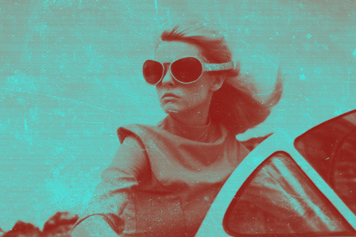 Halftone Duotone Photo Effect, a Layer Style Add-On by dokudokunomi (Photo 1 of 3)