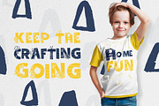 Stay Home - Doodle Font, a Font by Andrea De Oliveira (Thumbnail 5 of 7)