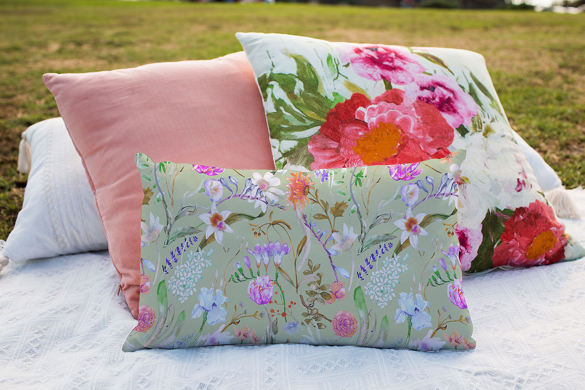 Garden Melody. Floral pattern, a Pattern Graphic by emeraldthue (Photo 4 of 7)