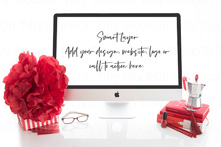 Red Desktop iMac Mockup 