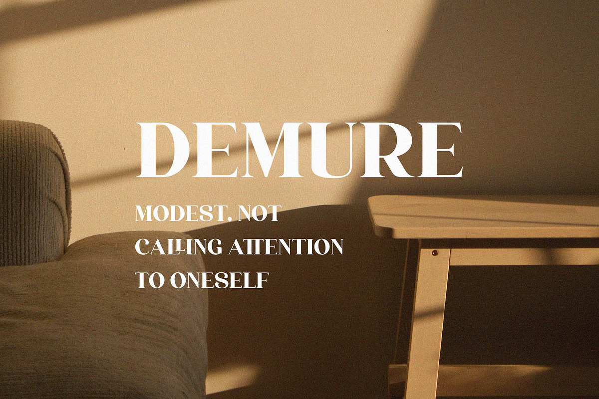Caliste - Stylish Serif Font, a Serif Font by Aqeel_Art (Photo 2 of 10)