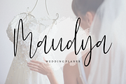 Kishplay | Handwritten Font, a Script Font by Forberas Club (Thumbnail 5 of 8)