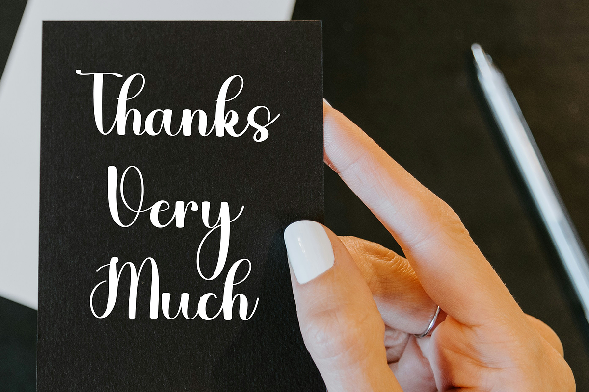 Dream Flourish, a Handwritten Font by InermediaSTUDIO (Photo 8 of 8)