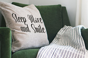 Smile in Autumn, a Handwritten Font by Creative Writting (Thumbnail 5 of 5)