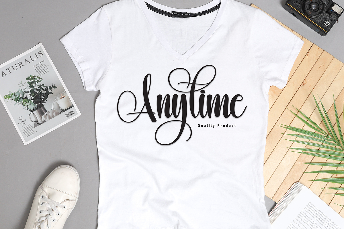 Angela | Script Font, a Handwritten Font by Scratchones (Photo 5 of 9)
