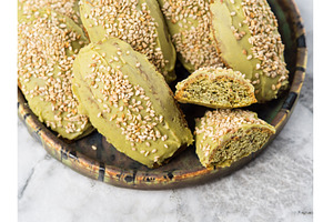 Matcha madeleine cookies with white, a Food & Drink Photo by Lifemorning
