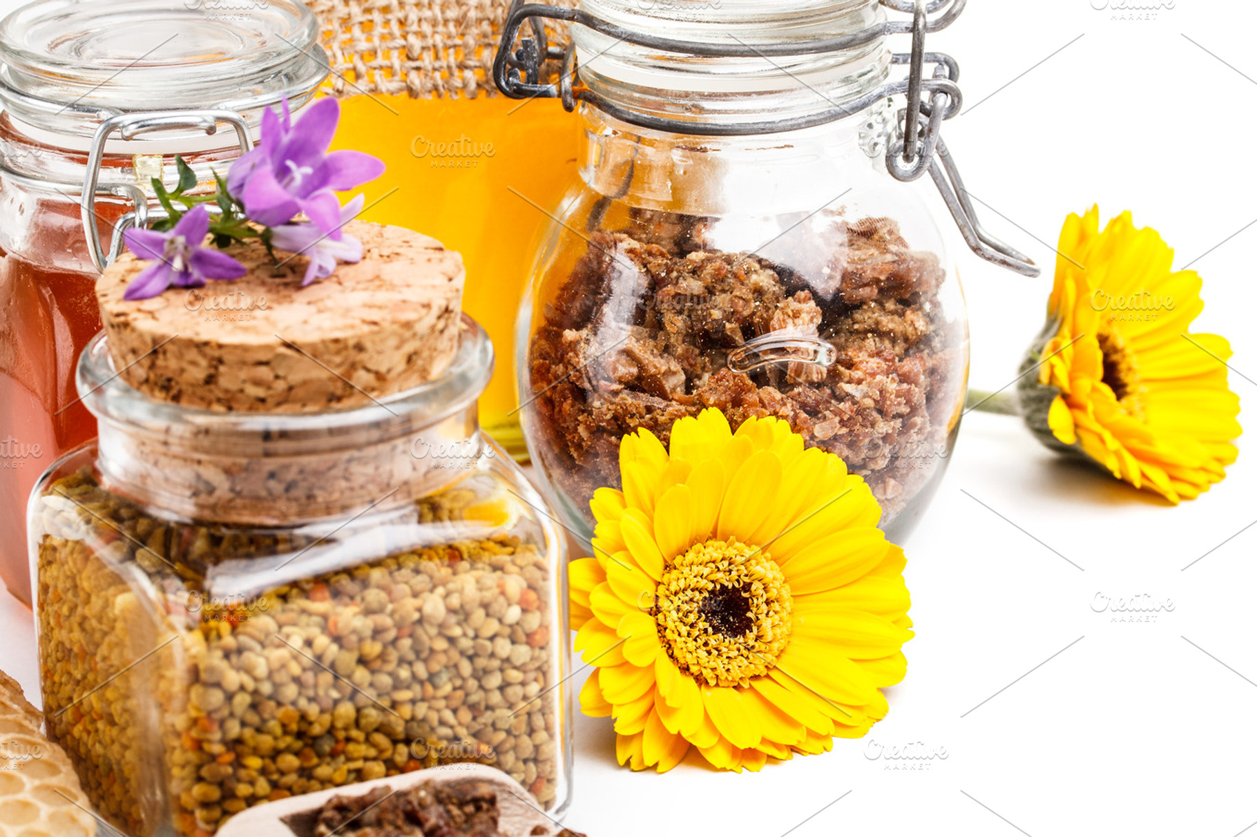 Honey pollen and propolis containing apiary, apiculture, and arrangement