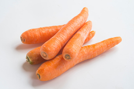 fresh carrots without the green stem, a Food & Drink Photo by DalaiFood