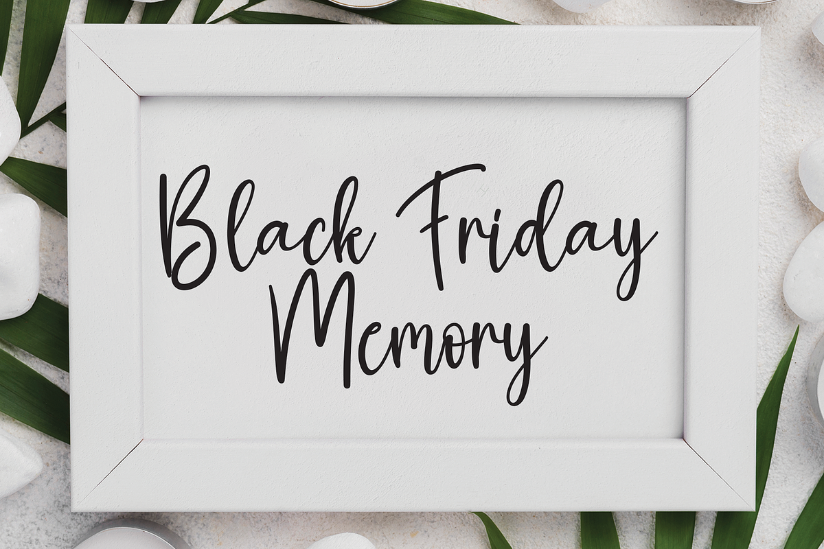 Snowflake | Script Font, a Script Font by Scratchones (Photo 3 of 6)