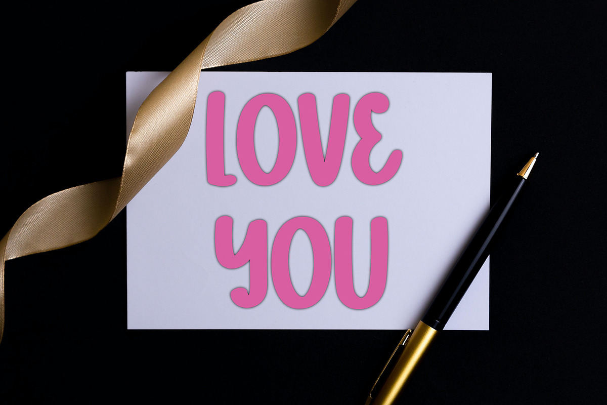 PINK, a Sans Serif Font by InermediaSTUDIO (Photo 5 of 7)