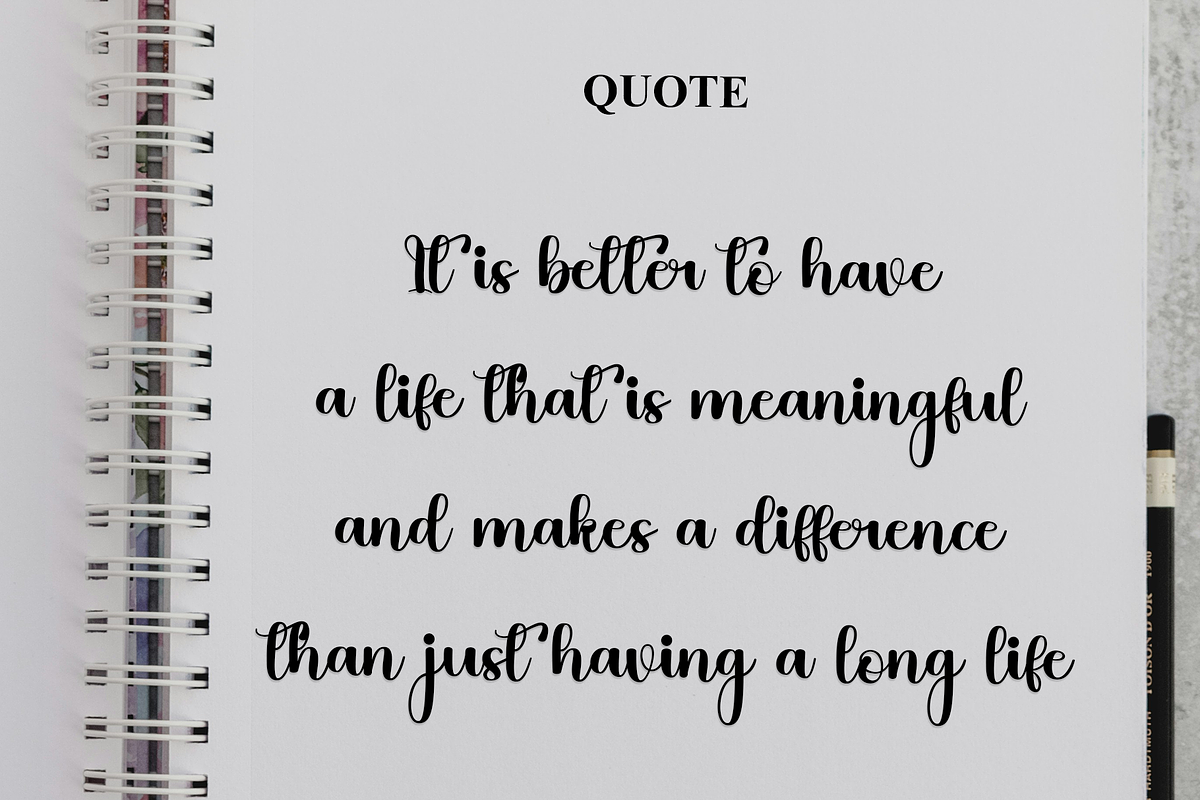 Hearty, a Handwritten Font by InermediaSTUDIO (Photo 3 of 8)