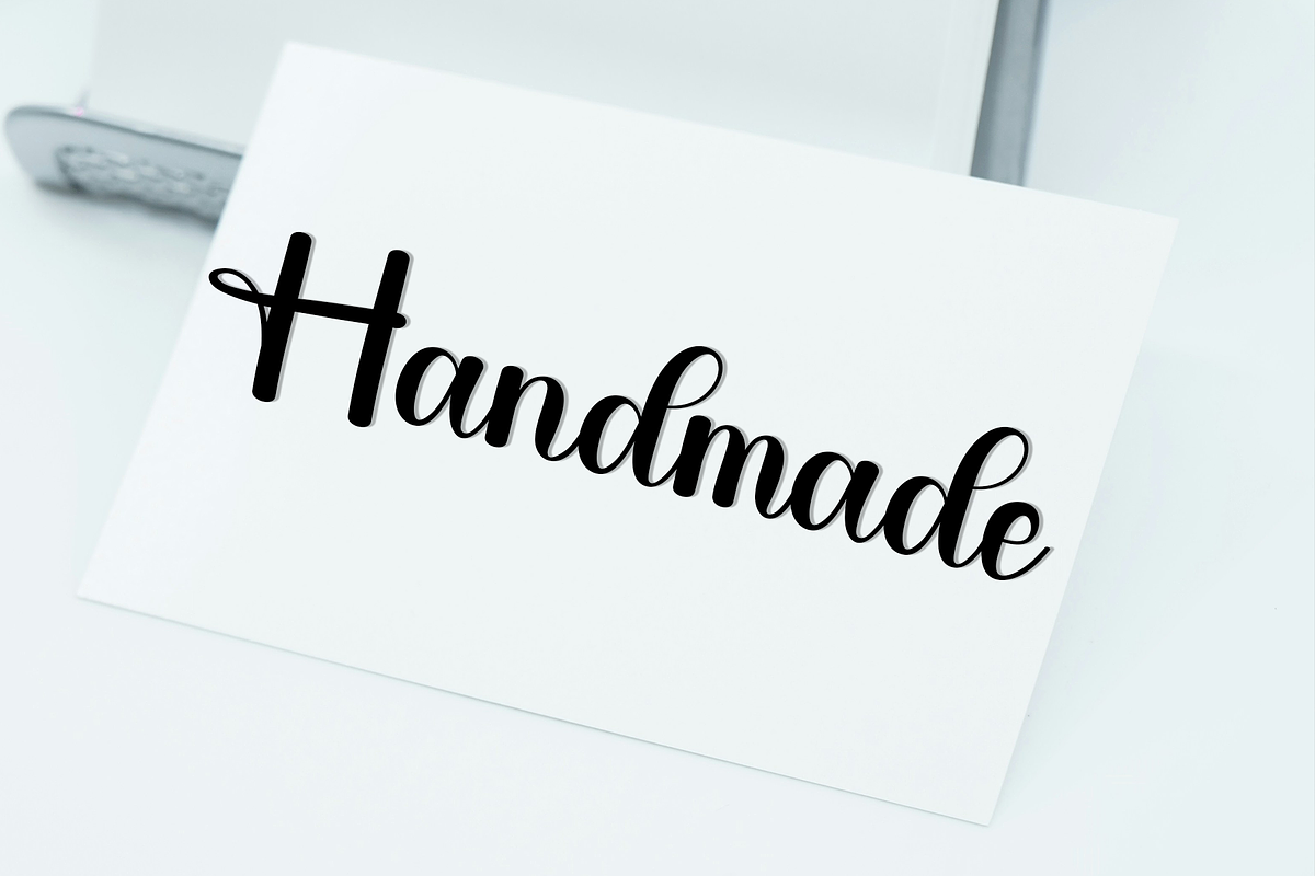 Something Vintage, a Handwritten Font by InermediaSTUDIO (Photo 3 of 8)