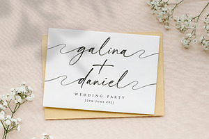 Donitta Stylish Calligraphy