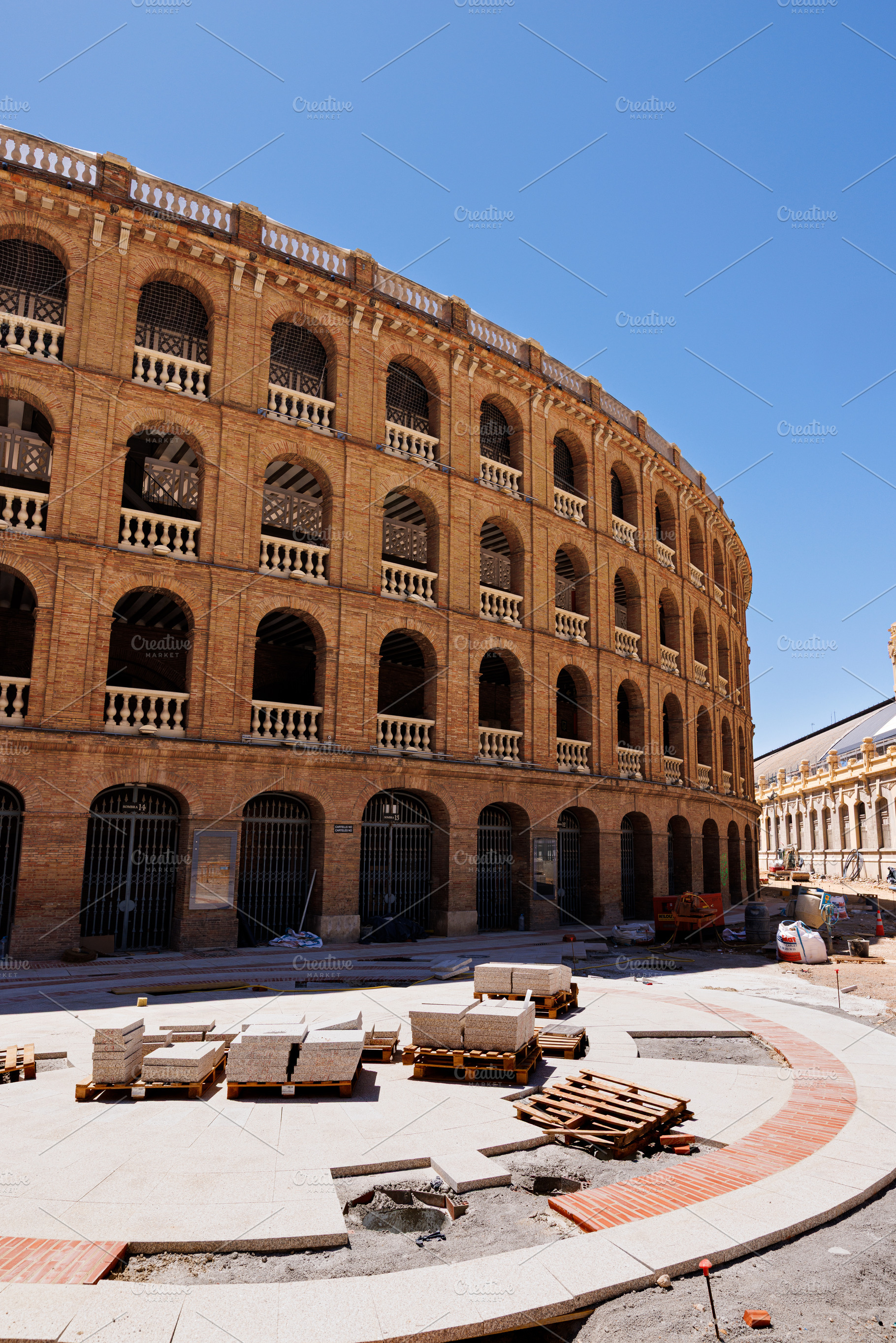 Plaza de Toros in Valencia, Spain, an Arts & Entertainment Photo by Bepslabor