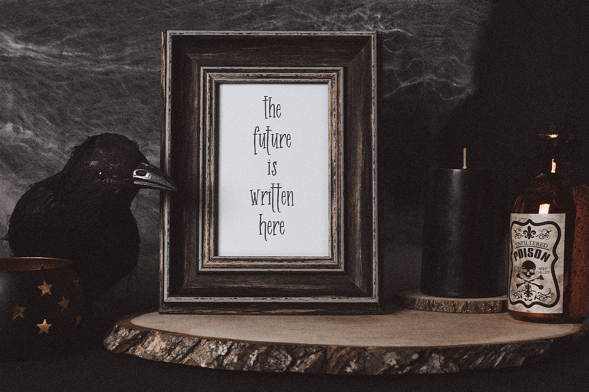 House of Haunts Serif Font, a Serif Font by Beck McCormick (Photo 3 of 10)