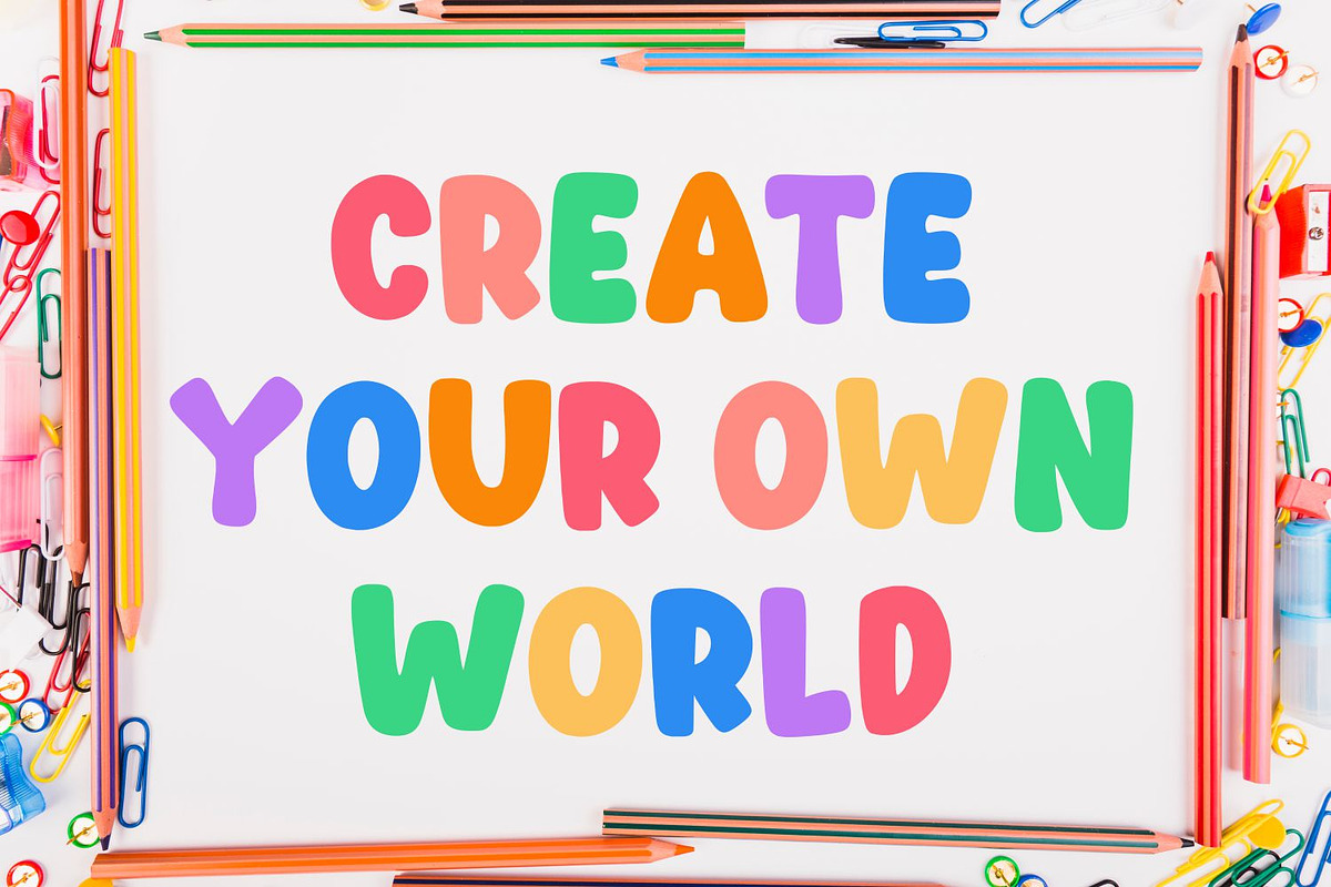 BACK TO SCHOOL, a Handwritten Font by Mozatype (Photo 3 of 7)