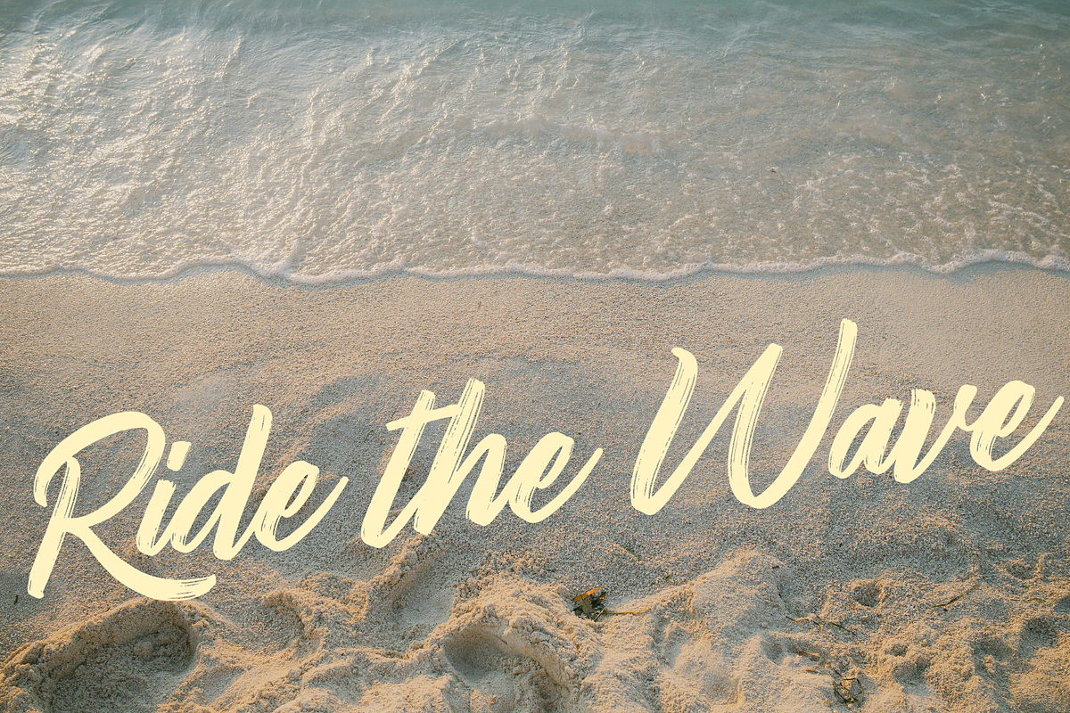 Maveric, a Script Font by ShowUp! Studio (Photo 2 of 12)