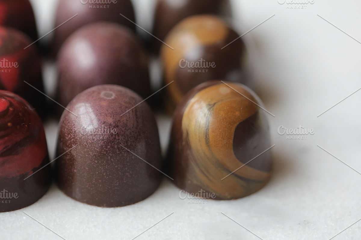Monster-Pack Candy-Macarons-Truffes, a Food & Drink Photo by OMC ART HOUSE (Photo 3 of 11)
