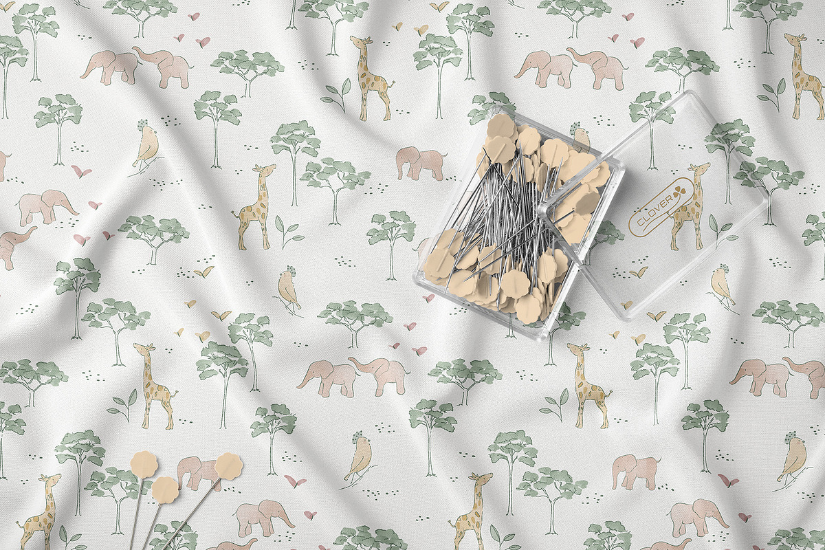 Cute Safari Animals Seamless Pattern, a Pattern Graphic by StudioGlouna (Photo 3 of 6)