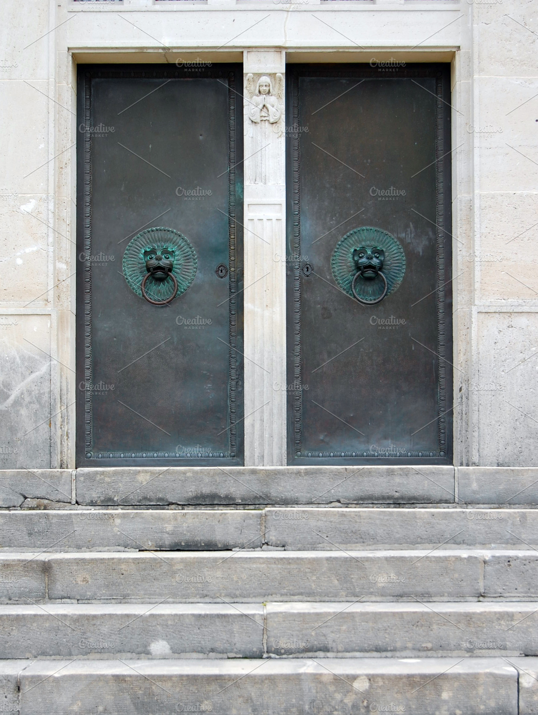 Andrássy Mausoleum, an Architecture Photo by rebekka_ivacson