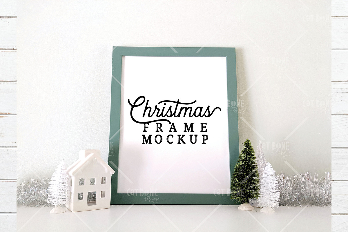 Christmas Frame Bundle 1, a Product Mockup by CatBoneDesign (Photo 8 of 18)
