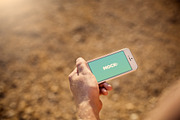 iPhone SE Mockups, an iPhone Mockup by Mockura (Thumbnail 8 of 10)