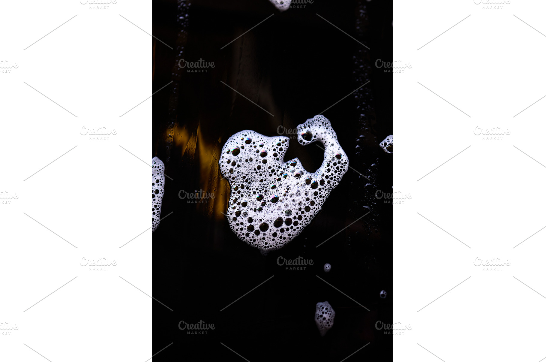 Bubbles create an abstract face, an Arts & Entertainment Photo by IlliaBondarPhotography