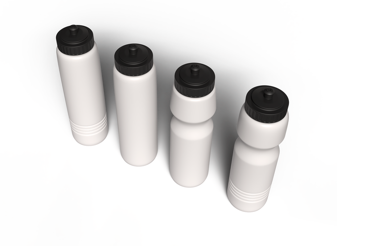 4 Sport Water Bottles 3D Model, an Object 3D Model by Casa Mandarina (Photo 4 of 5)
