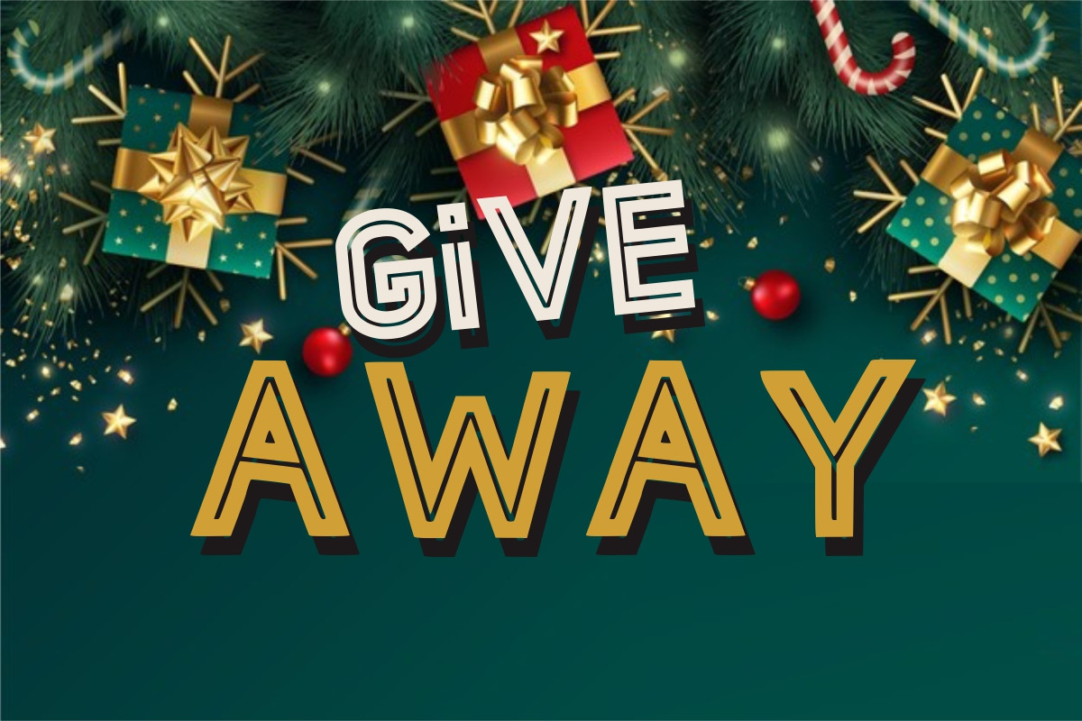 Party Christmas, a Handwritten Font by Fourteen Letter (Photo 7 of 7)