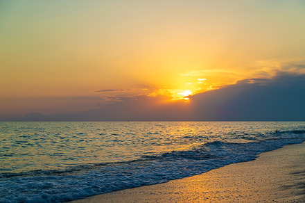 Seascape sunset at sea beach, a Nature Photo by yanadjana